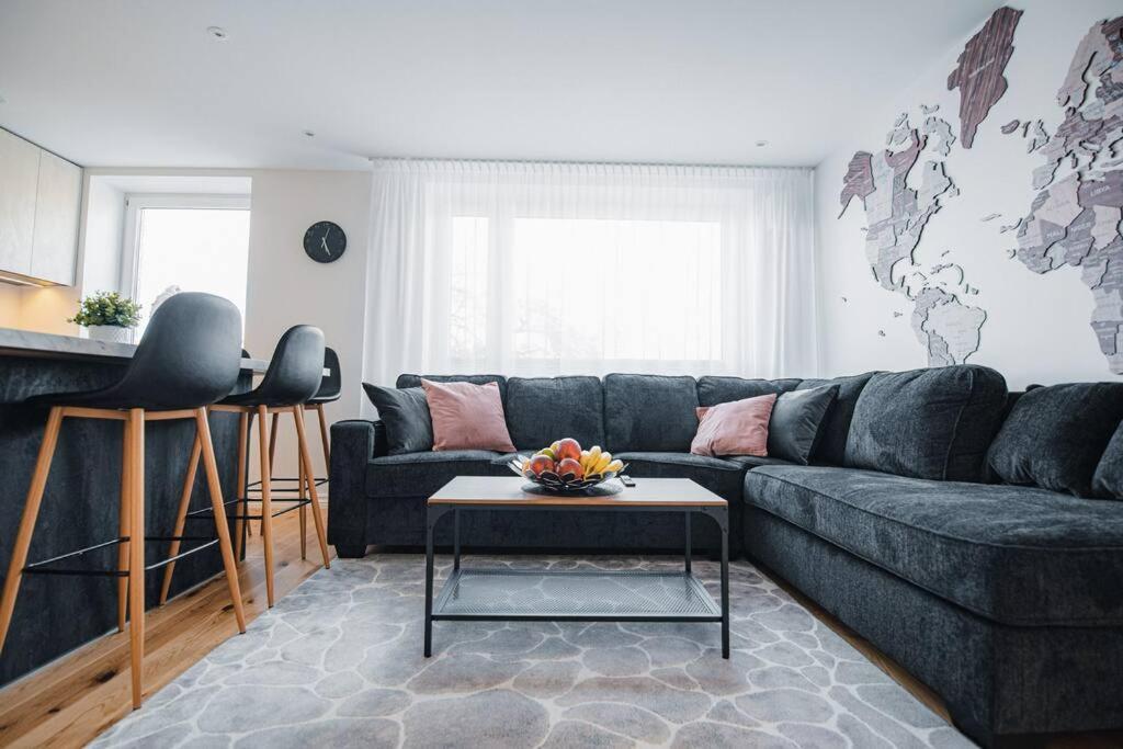 New Luxury 3Br Apartment In Old Town, Free Parking Haapsalu Εξωτερικό φωτογραφία
